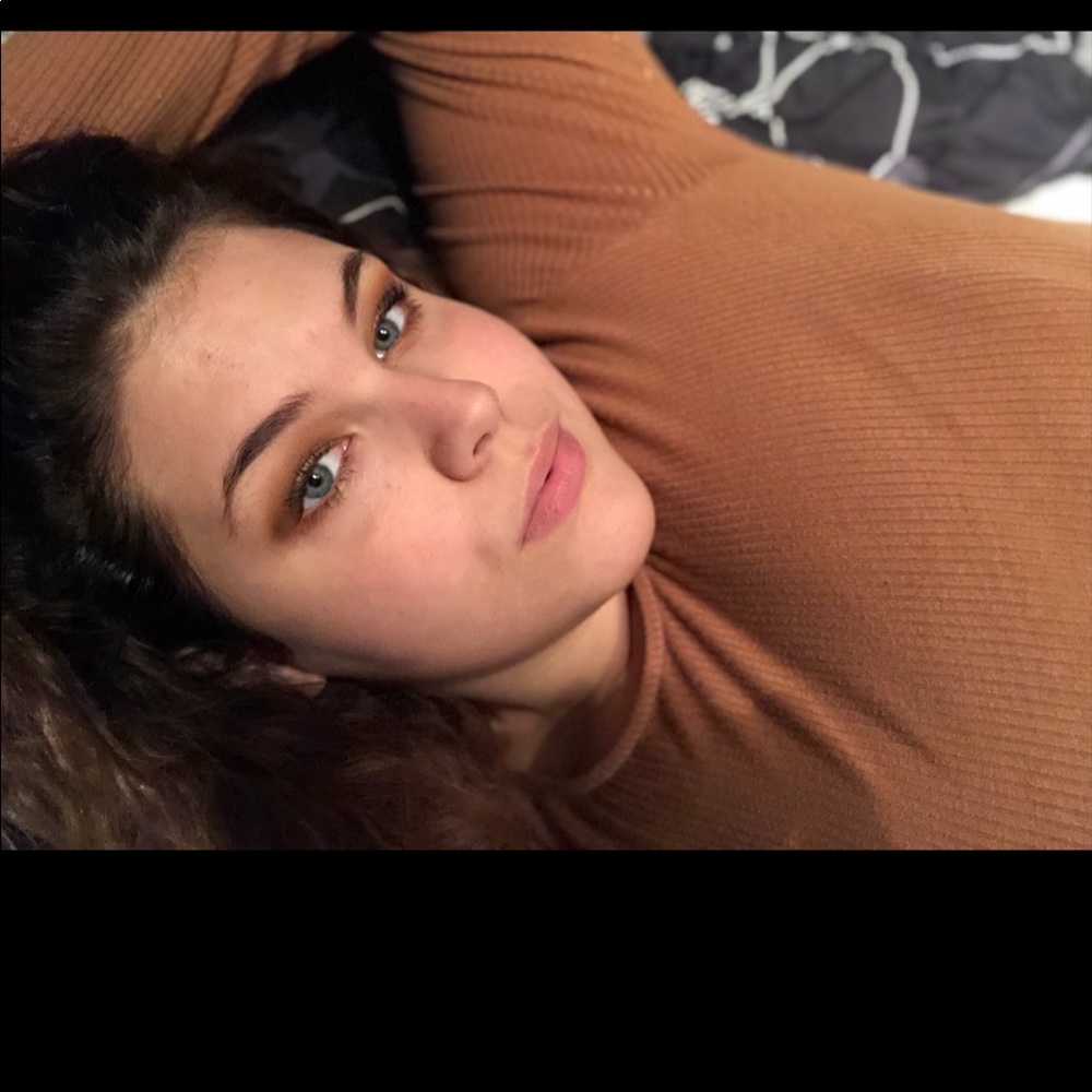 Meet your Posher, Rachel